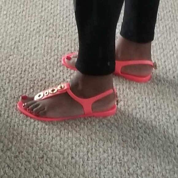 Sandals - Picture 1 of 4